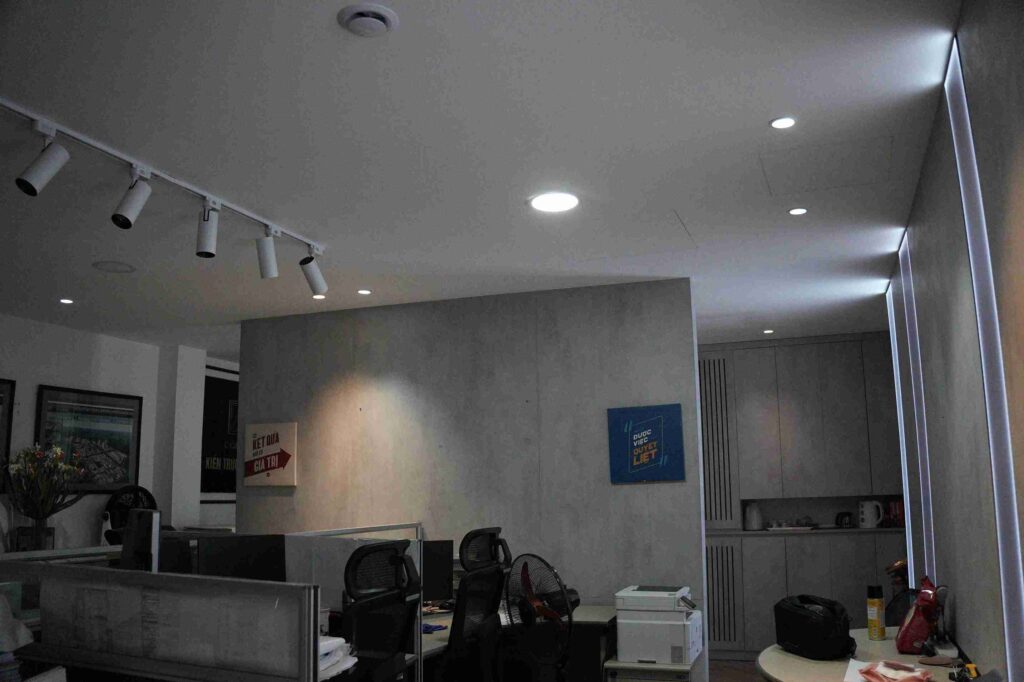 Hoàn thiện hệ thống máy cấp khí tươi cho trụ sở văn phòng Đống Đa