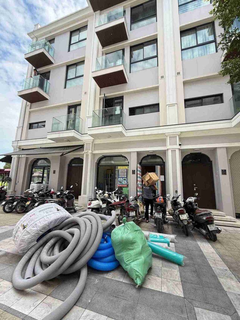 Hoàn thiện hệ thống máy cấp khí tươi cho chuỗi biệt thự liền kề The Manor